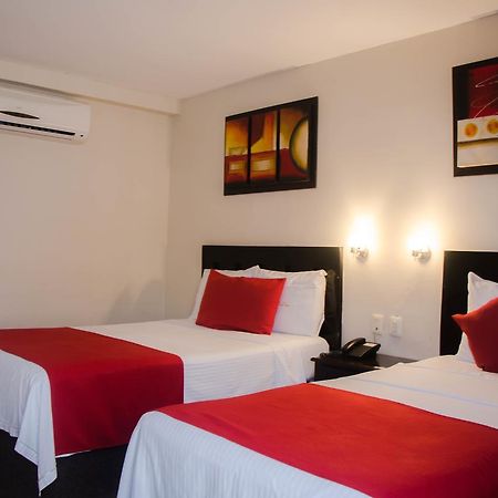 Puerto Bello Hotel Tampico Bagian luar foto